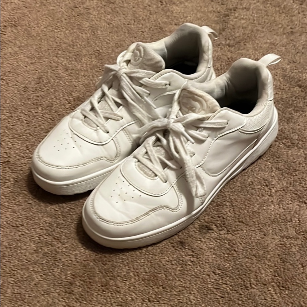 Ecko Unlimited White Sneakers Classic Design